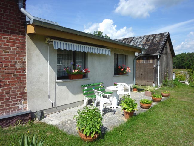 zeigt Ansicht des Gebäudes